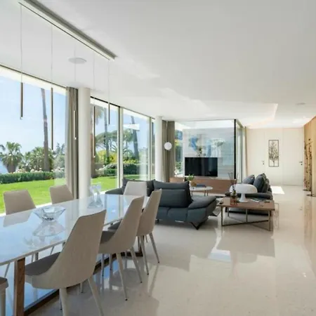 Elm Villa
